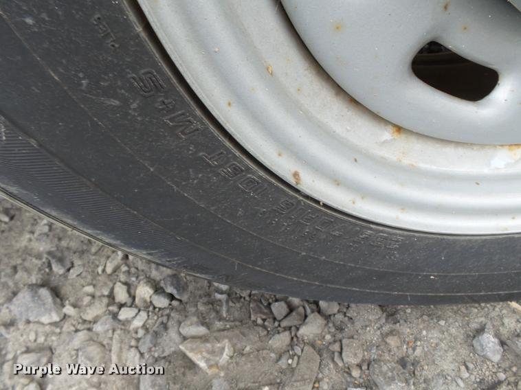 image for item DA2349 2004 Ford E150 van