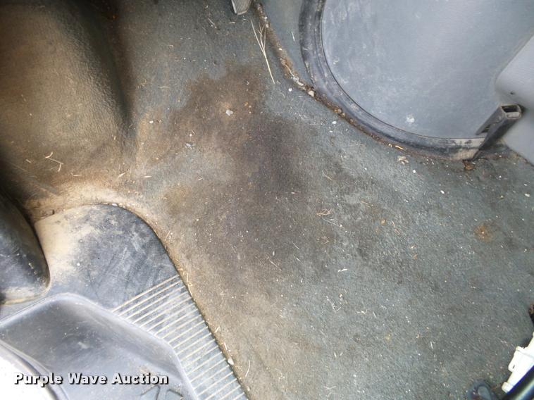 image for item DA2349 2004 Ford E150 van