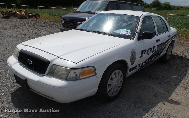 image for item DA2350 2009 Ford Crown Victoria Police Interceptor