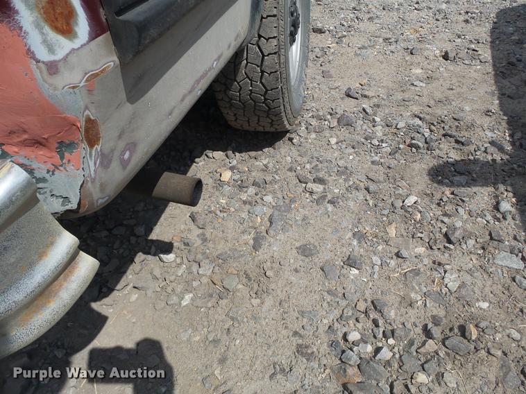 image for item DA2351 1992 Dodge Dakota Club Cab pickup truck