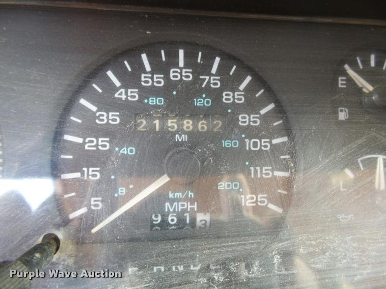 image for item DA2351 1992 Dodge Dakota Club Cab pickup truck