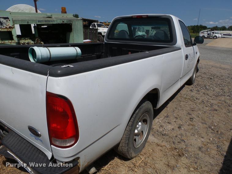 image for item DA2353 2001 Ford F150 pickup truck