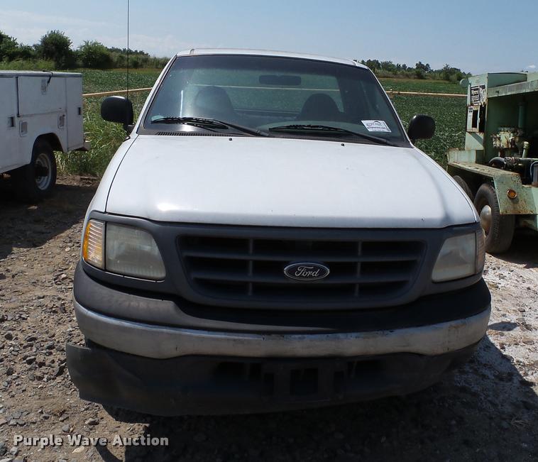 image for item DA2353 2001 Ford F150 pickup truck