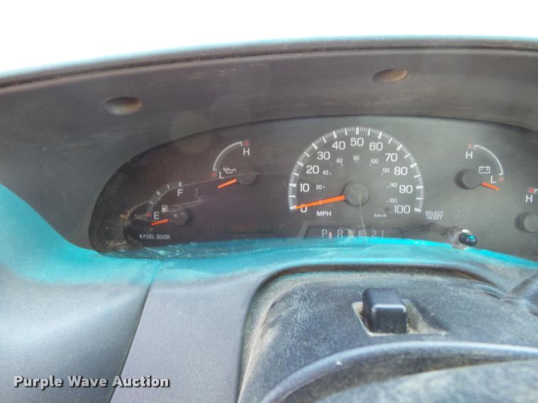 image for item DA2353 2001 Ford F150 pickup truck