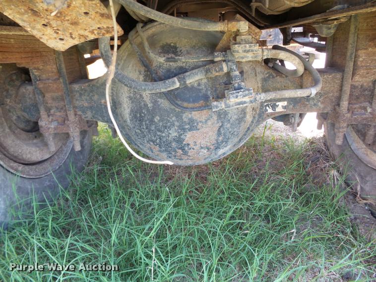 image for item DA2355 1987 Ford F800 dump truck