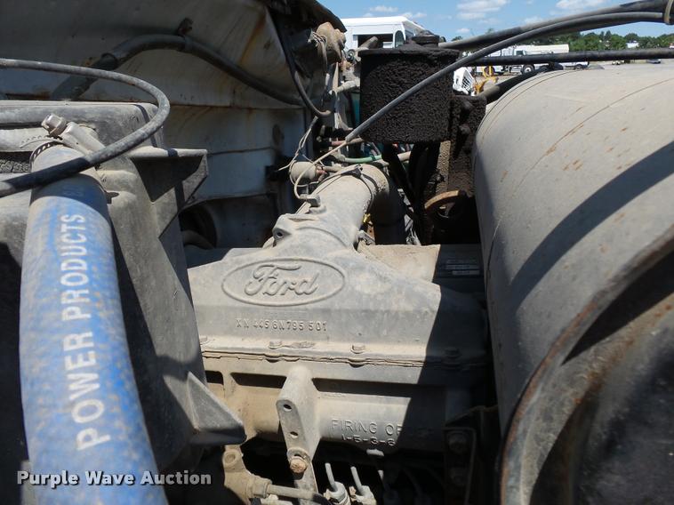 image for item DA2355 1987 Ford F800 dump truck