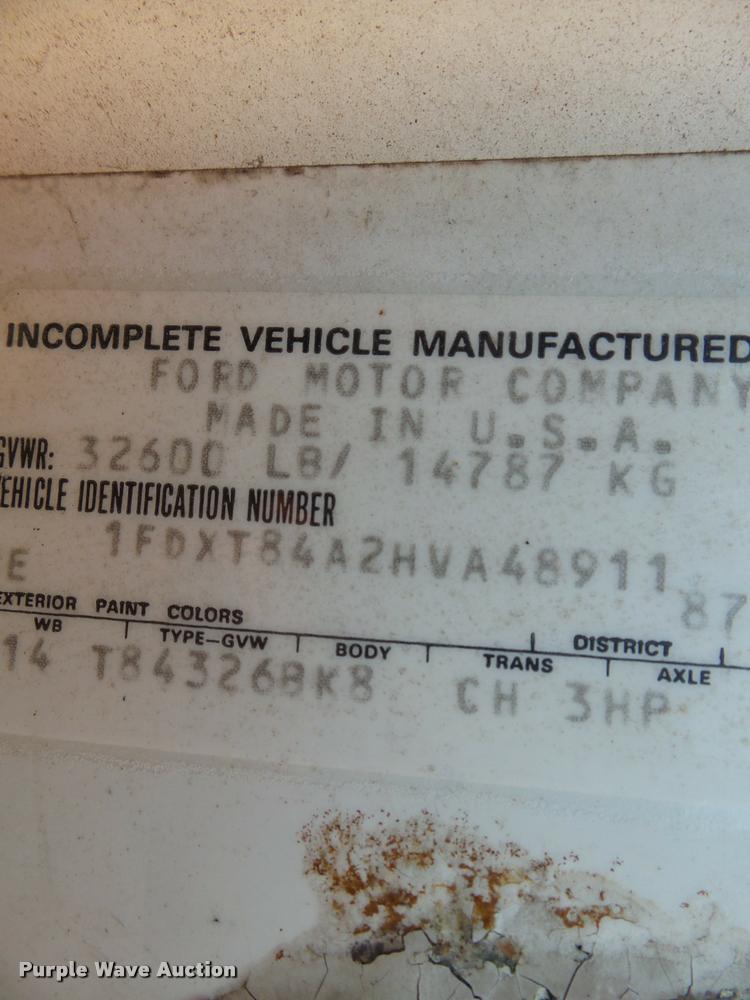 image for item DA2355 1987 Ford F800 dump truck