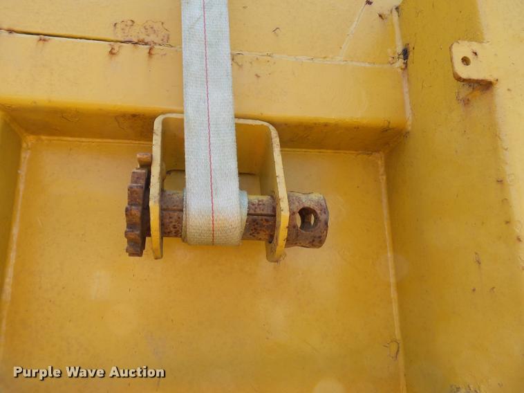 image for item DA2356 1989 Ford F800 dump truck