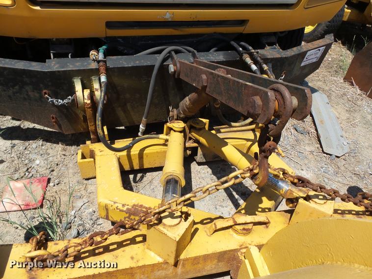 image for item DA2356 1989 Ford F800 dump truck