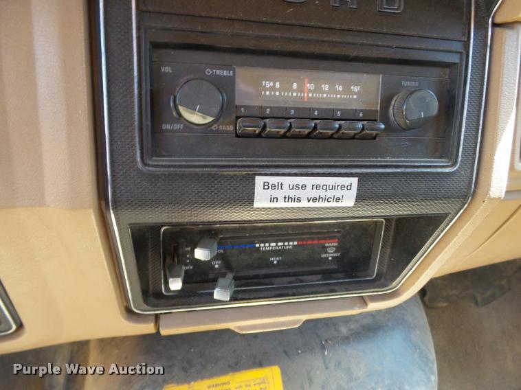 image for item DA2356 1989 Ford F800 dump truck