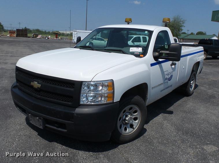 image for item DA2360 2007 Chevrolet Silverado 1500 pickup truck