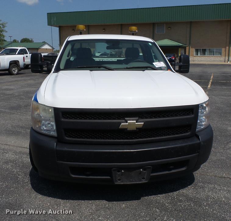 image for item DA2360 2007 Chevrolet Silverado 1500 pickup truck