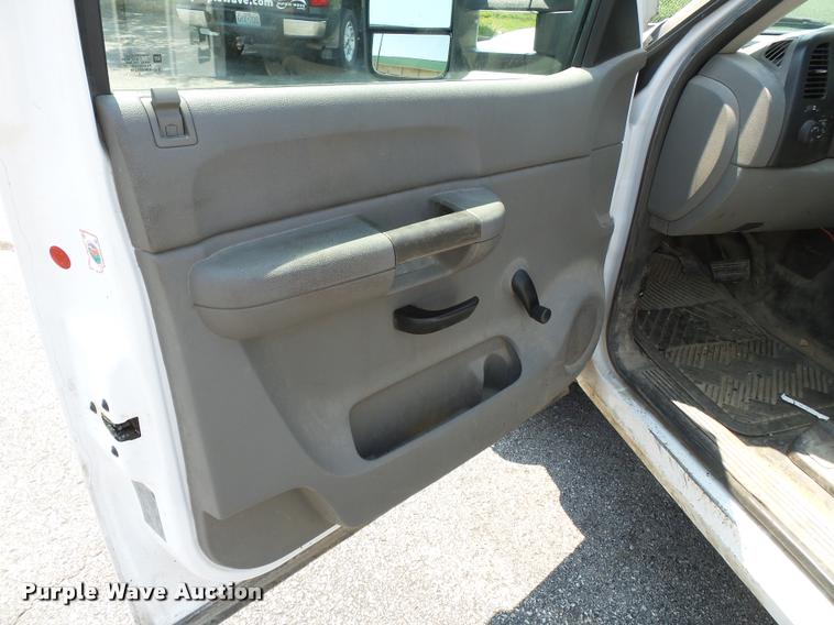 image for item DA2360 2007 Chevrolet Silverado 1500 pickup truck