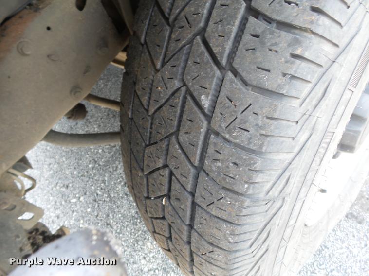 image for item DA2364 2003 Ford F250 Super Duty pickup truck