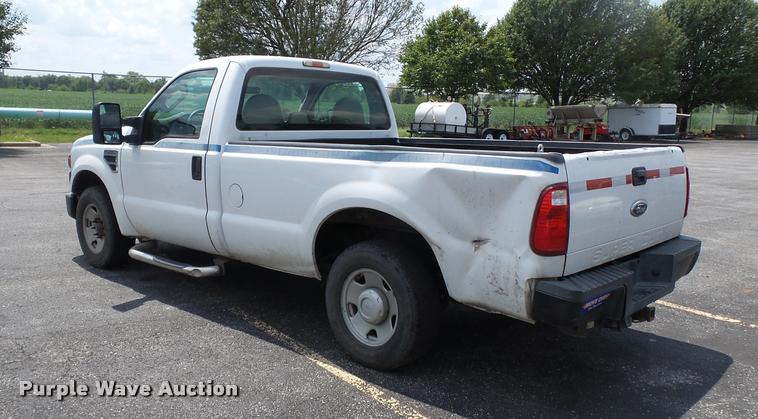 image for item DA2365 2008 Ford F250 Super Duty pickup truck