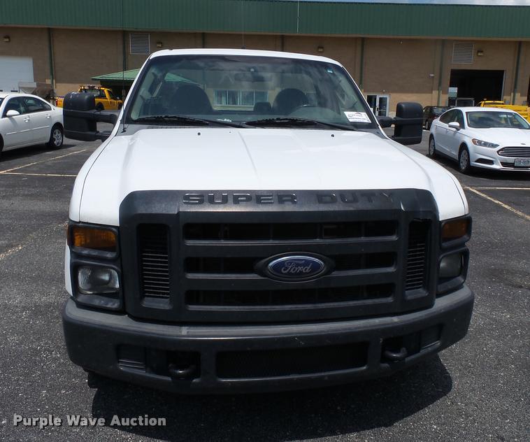 image for item DA2365 2008 Ford F250 Super Duty pickup truck