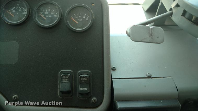 image for item DA5638 2002 Blue Bird TC2000 school bus