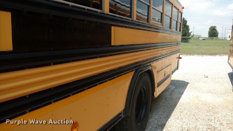 image for item DA5638 2002 Blue Bird TC2000 school bus