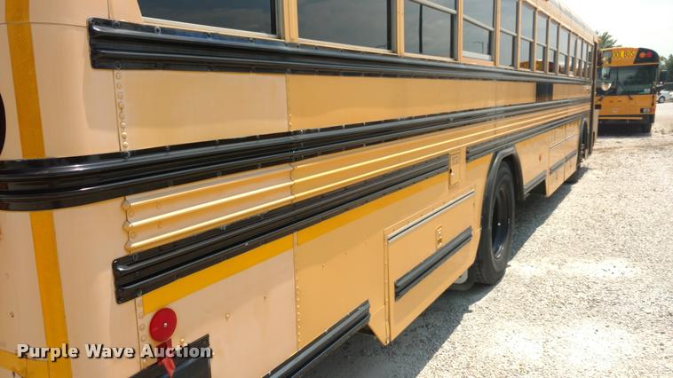 image for item DA5638 2002 Blue Bird TC2000 school bus