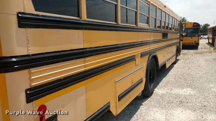 image for item DA5638 2002 Blue Bird TC2000 school bus