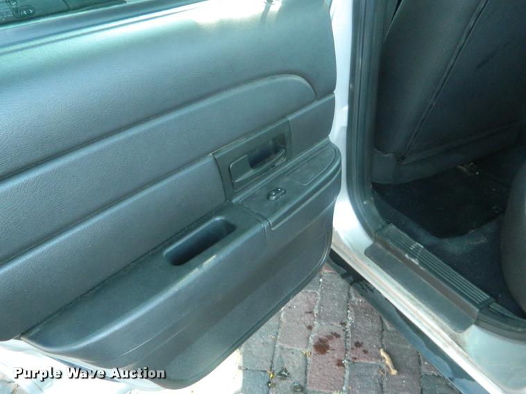 image for item DB1090 2006 Ford Crown Victoria Police Interceptor