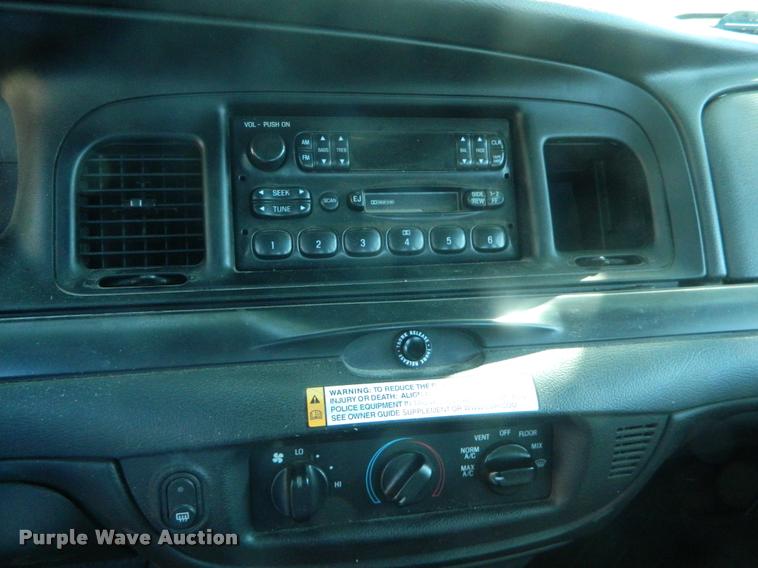 image for item DB1090 2006 Ford Crown Victoria Police Interceptor