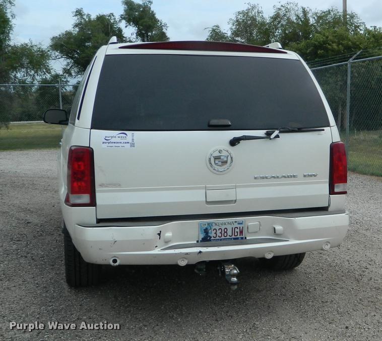 image for item DB1123 2005 Cadillac Escalade ESV SUV