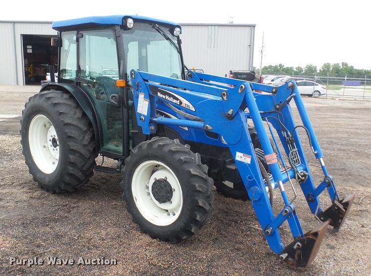 image for item DB3333 2005 New Holland TN70DA MFWD tractor
