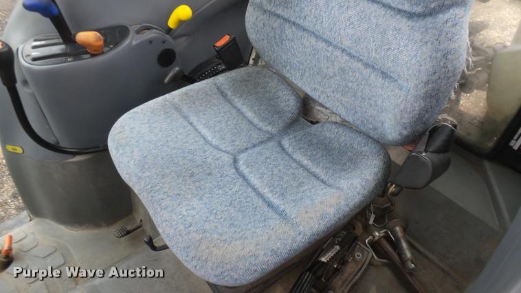 image for item DB3333 2005 New Holland TN70DA MFWD tractor