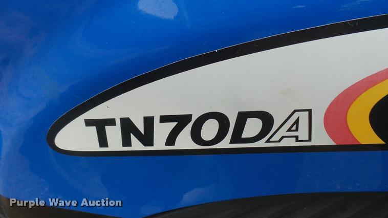 image for item DB3333 2005 New Holland TN70DA MFWD tractor