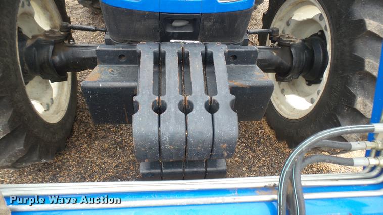 image for item DB3333 2005 New Holland TN70DA MFWD tractor