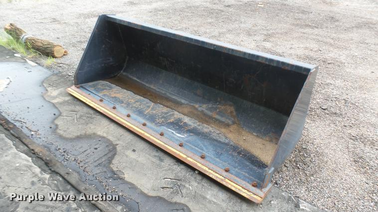 image for item DB3333 2005 New Holland TN70DA MFWD tractor