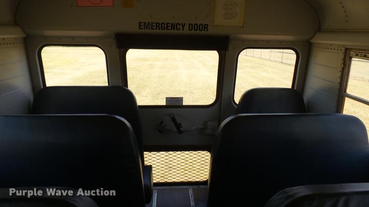 image for item DB3354 2002 Freightliner FS65 Thomas school bus