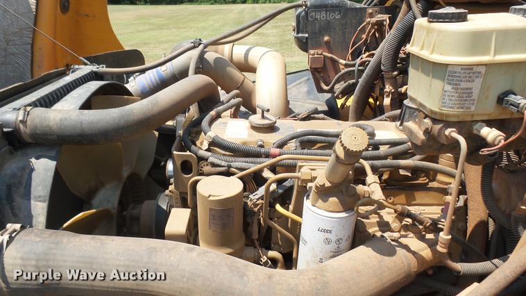 image for item DB3354 2002 Freightliner FS65 Thomas school bus