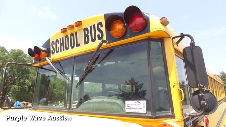 image for item DB3354 2002 Freightliner FS65 Thomas school bus