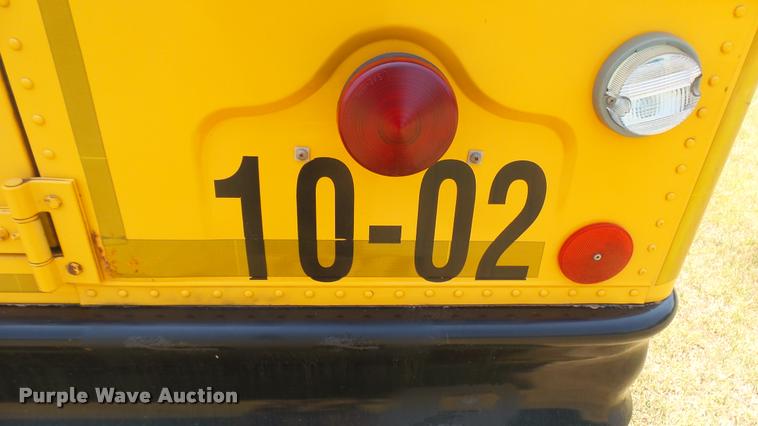 image for item DB3354 2002 Freightliner FS65 Thomas school bus