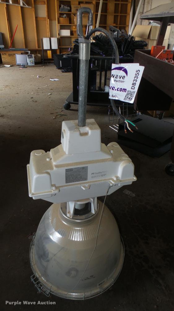 image for item DB3355 Approximately 70 bay lights