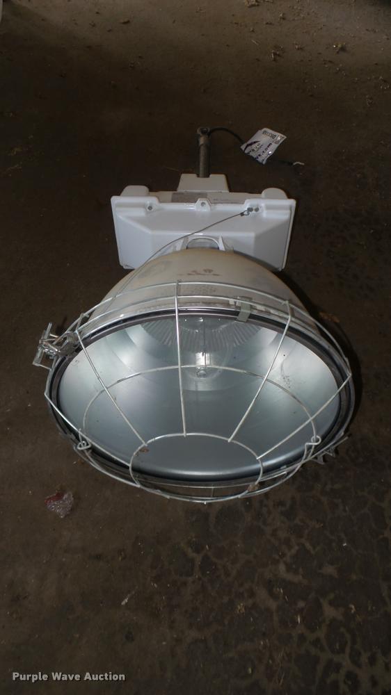 image for item DB3355 Approximately 70 bay lights