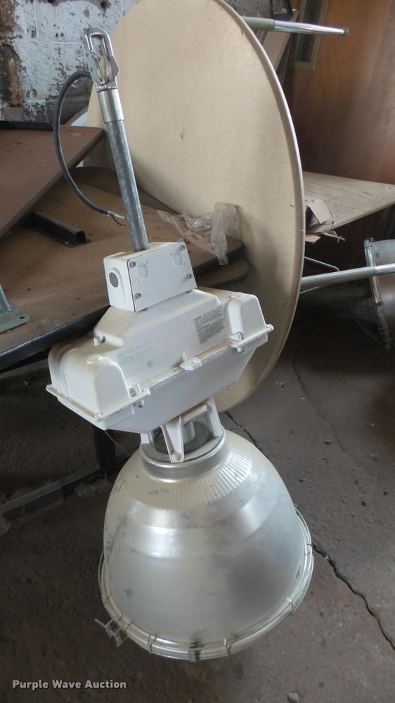 image for item DB3355 Approximately 70 bay lights