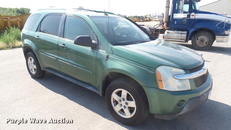 image for item DB3357 2005 Chevrolet Equinox SUV