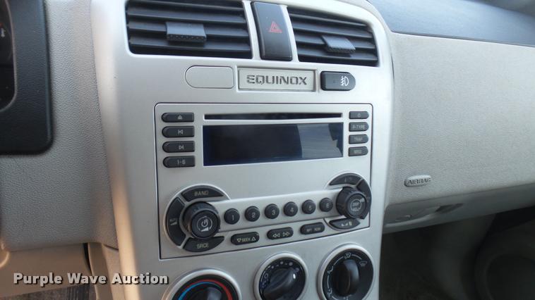image for item DB3357 2005 Chevrolet Equinox SUV