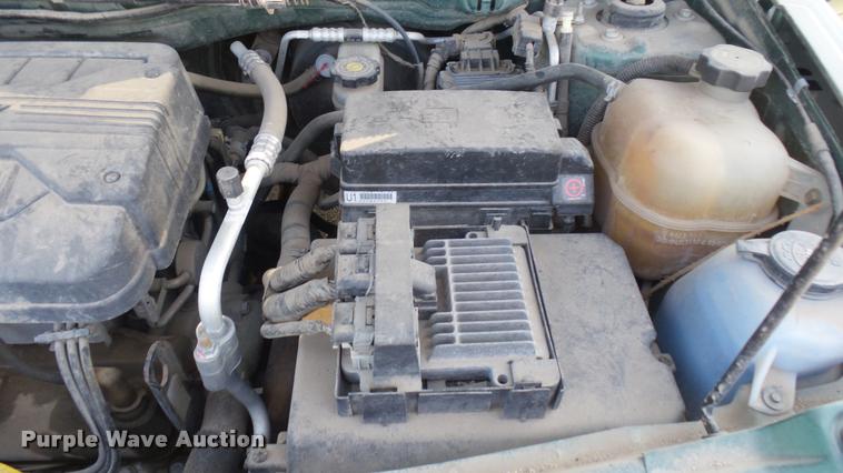 image for item DB3357 2005 Chevrolet Equinox SUV