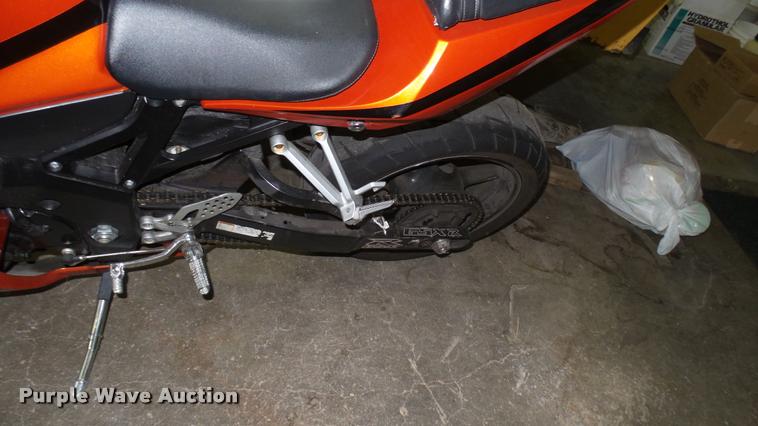 image for item DB3362 2004 Suzuki GSX-R600K4 motorcycle