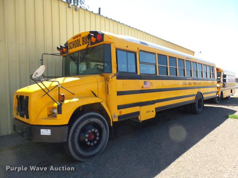 image for item DB6238 2003 Freightliner FS65 Thomas school bus
