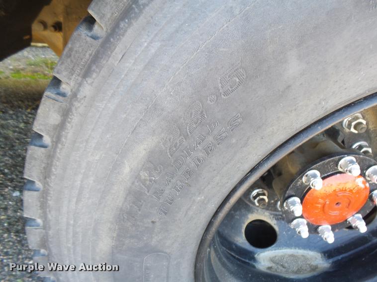 image for item DB6238 2003 Freightliner FS65 Thomas school bus