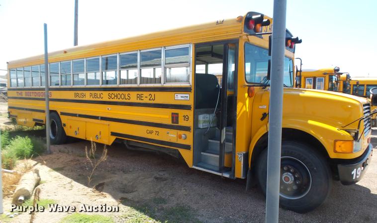 image for item DB6239 1991 International 3800 school bus