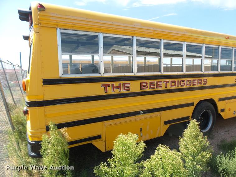image for item DB6239 1991 International 3800 school bus