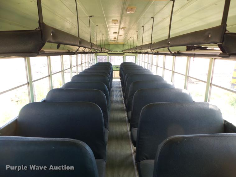 image for item DB6239 1991 International 3800 school bus