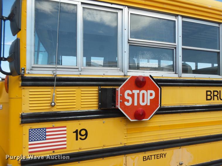 image for item DB6239 1991 International 3800 school bus