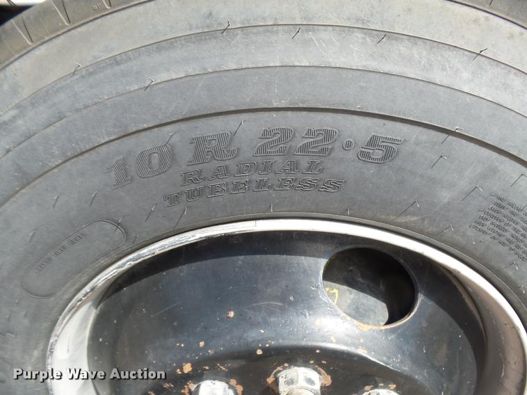 image for item DB6239 1991 International 3800 school bus